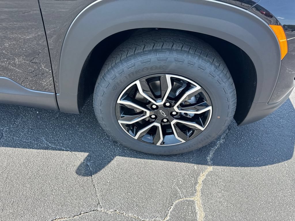 New 2026 Chevrolet TrailBlazer ACTIV w/ Convenience Package FWD image 13