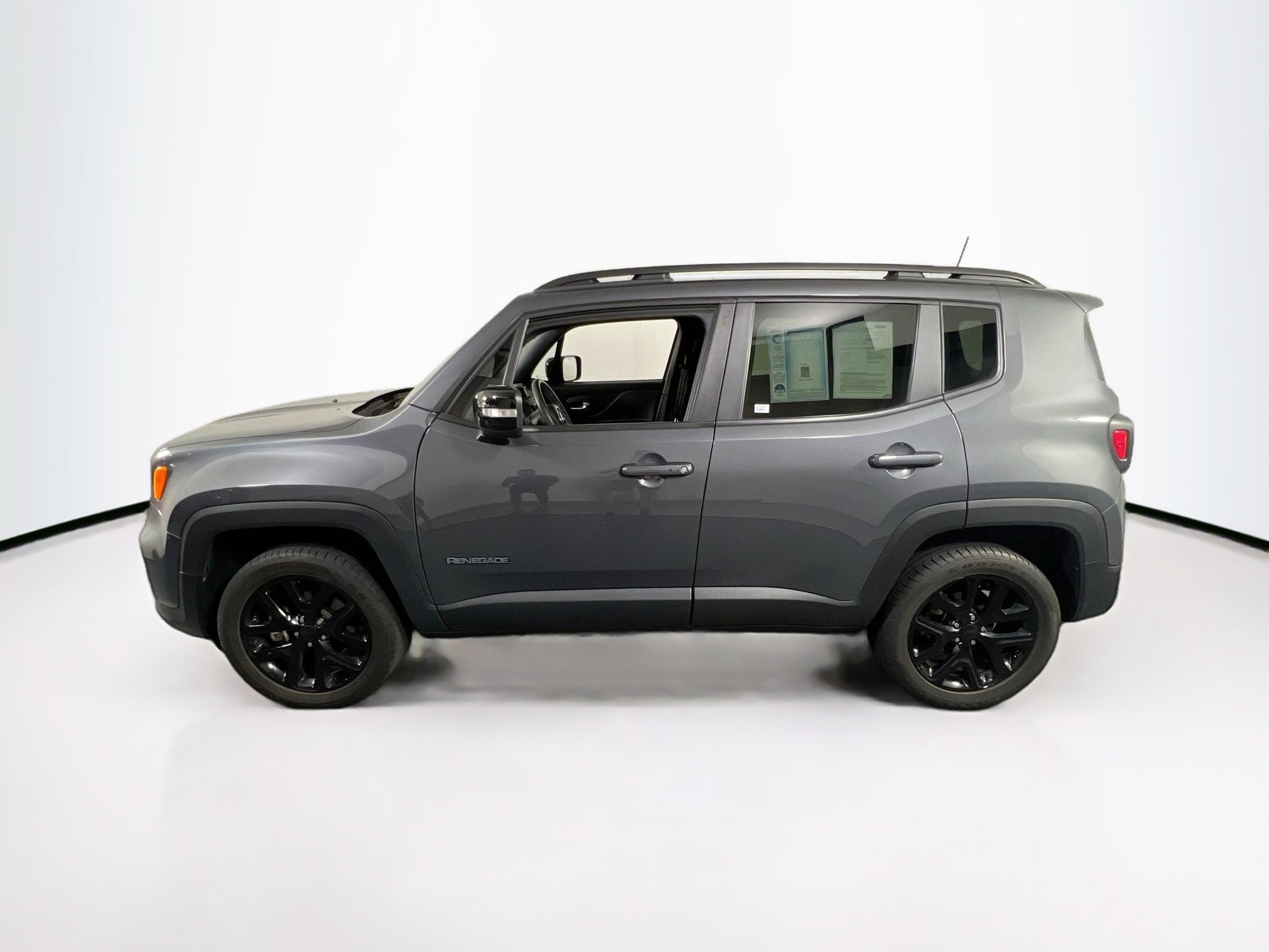 Used 2022 Jeep Renegade Altitude w/ Sun/Sound Group image 8