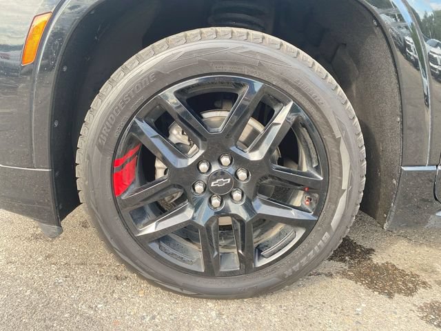 Used 2023 Chevrolet Traverse Premier w/ Redline Edition AWD/4WD image 13