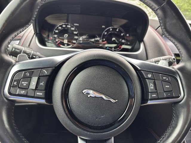 Used 2022 Jaguar F-TYPE Coupe RWD image 28