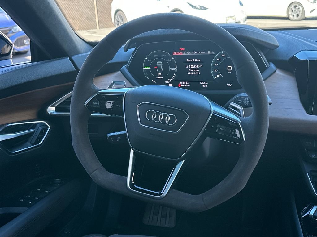 Used 2024 Audi e-tron GT Prestige w/ Prestige Package image 18