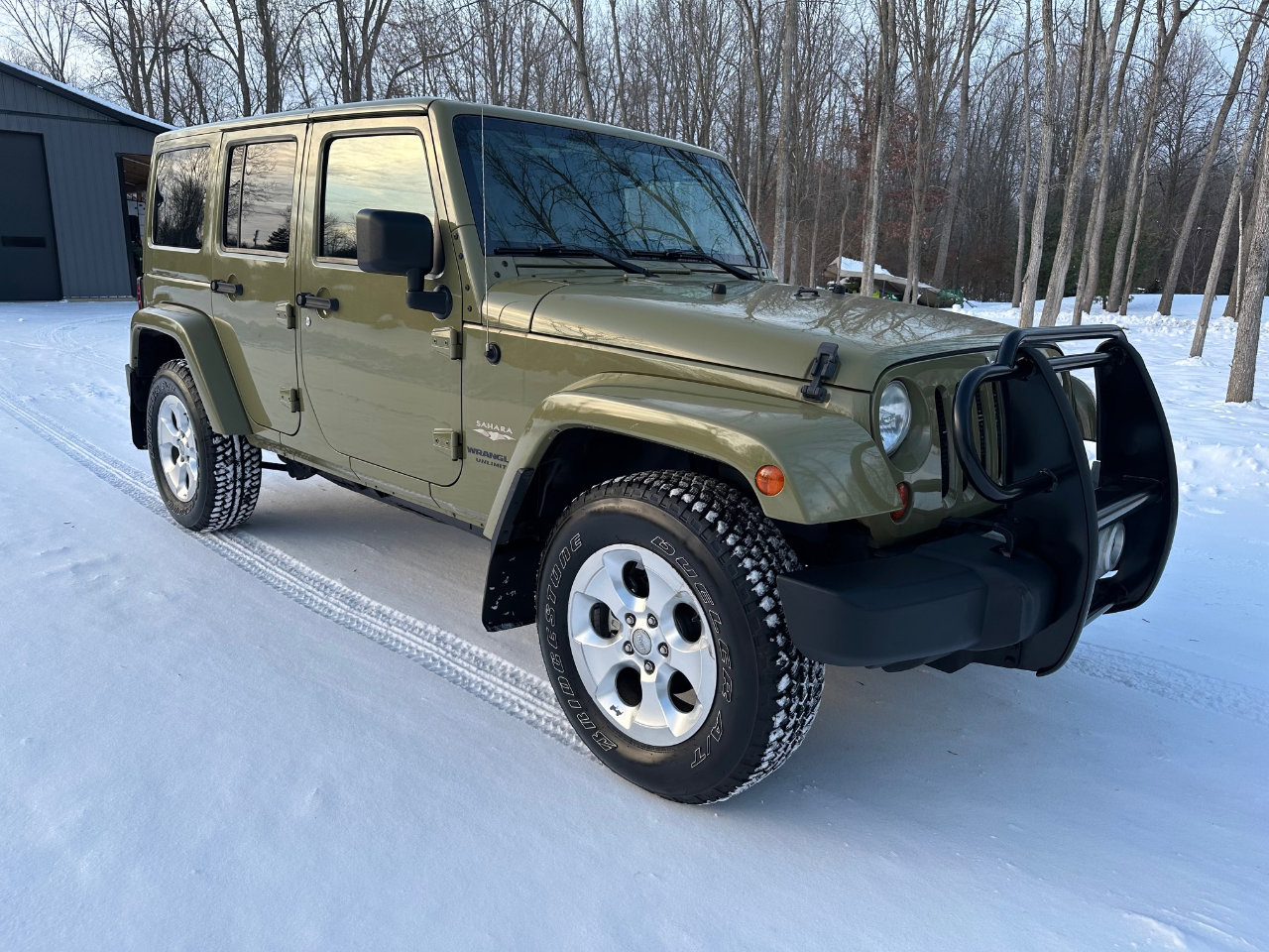 Used 2013 Jeep Wrangler Unlimited Sahara w/ Connectivity Group image 4