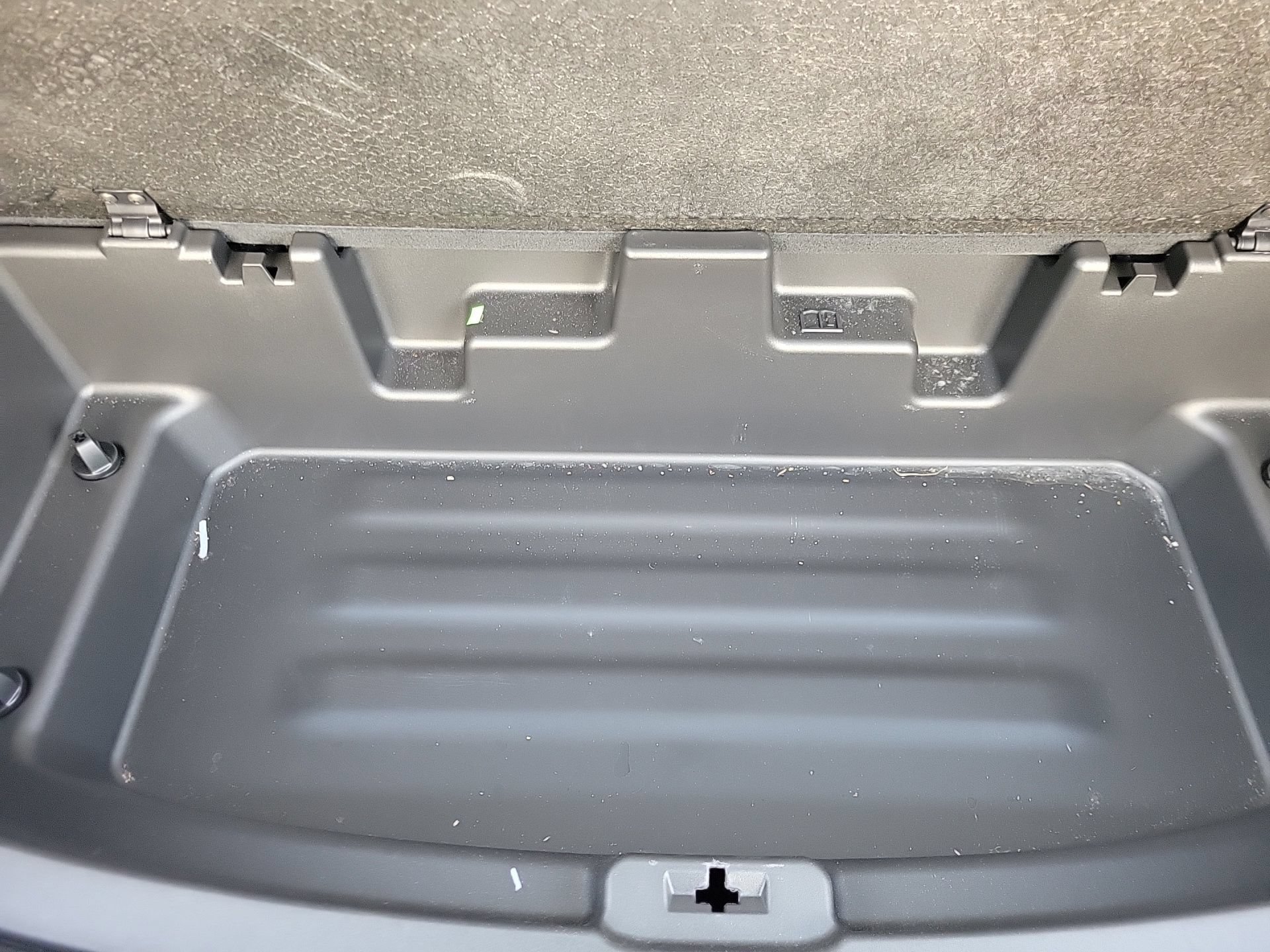 Used 2024 Buick Enclave Essence w/ Sport Touring Edition FWD image 15