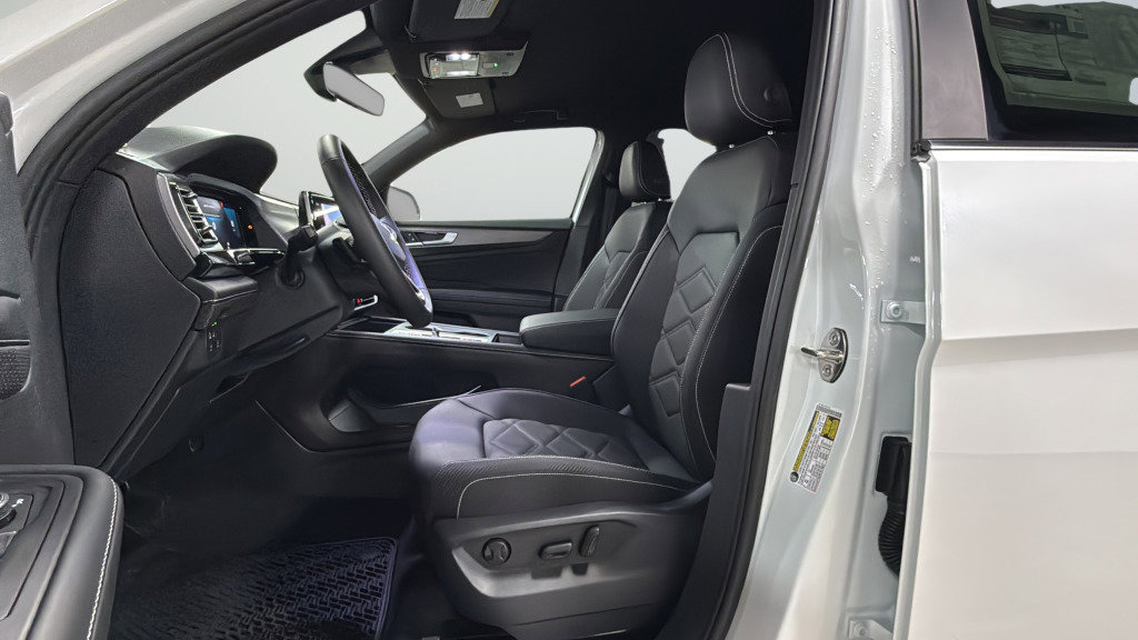 New 2026 Volkswagen Atlas Cross Sport SE AWD/4WD image 16