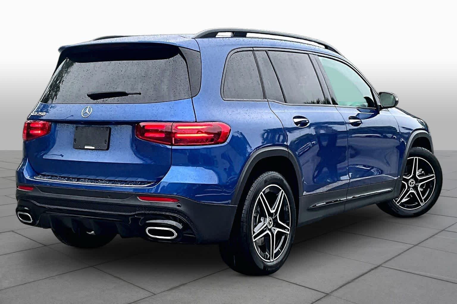 Certified 2024 Mercedes-Benz GLB 250 image 26