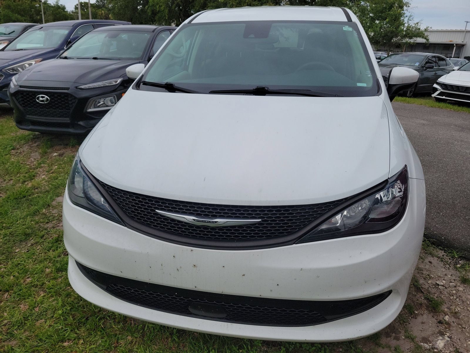 Used 2023 Chrysler Voyager LX