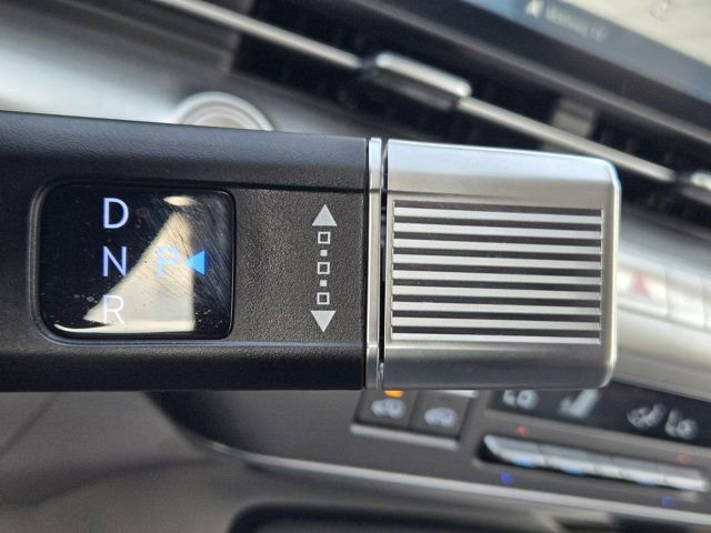 Certified 2025 Hyundai Kona Limited image 20