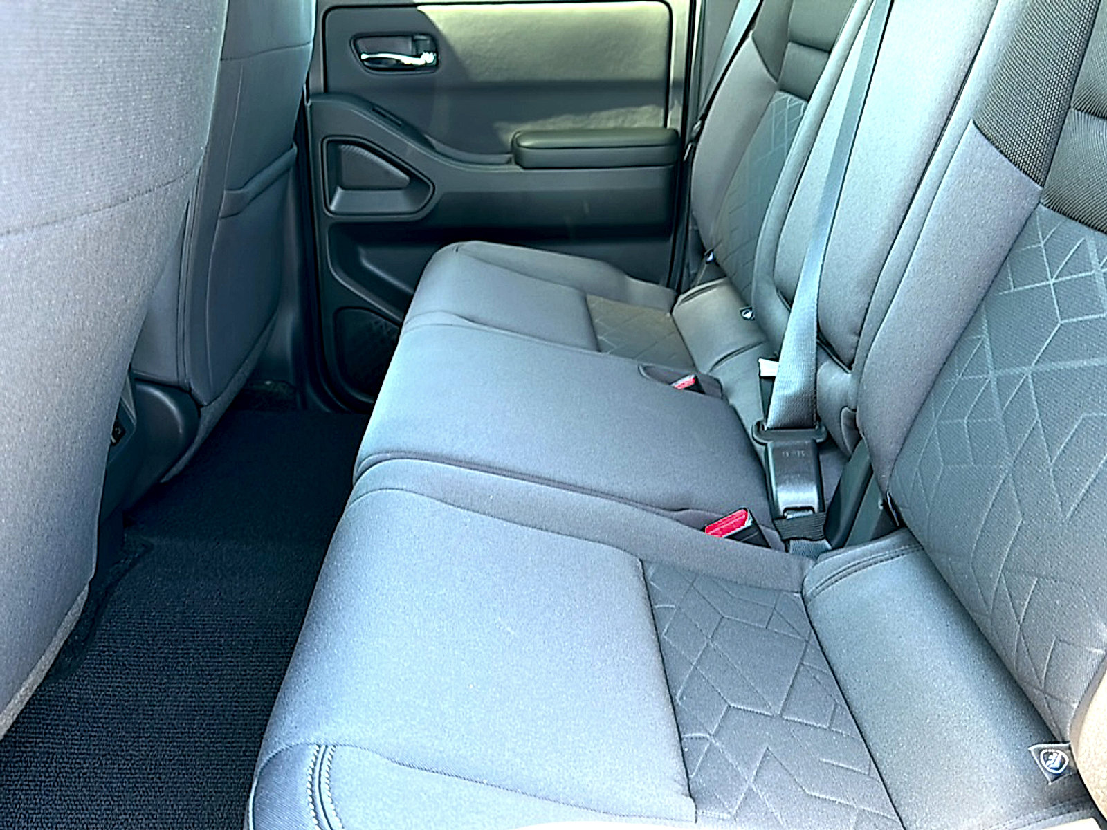 New 2026 Nissan Frontier SV w/ SV Convenience Package image 15