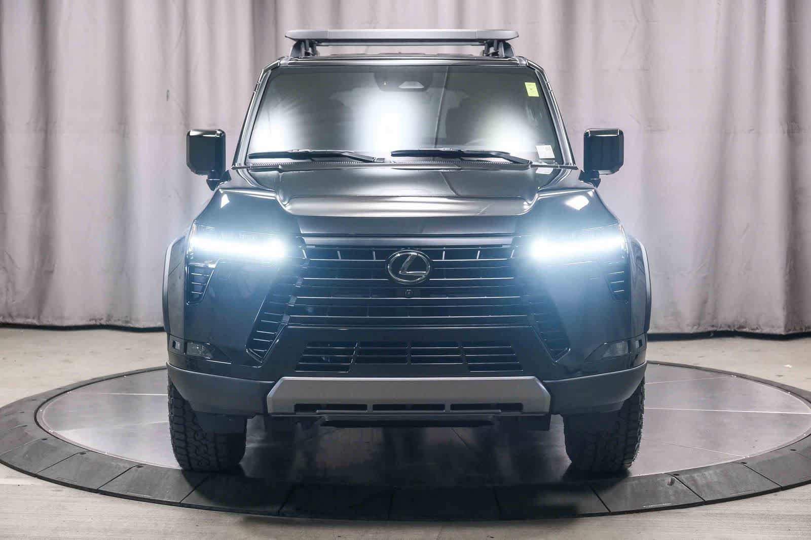 Used 2024 Lexus GX 550 AWD/4WD image 6