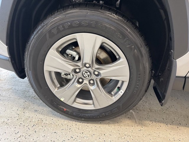 New 2025 Toyota RAV4 XLE image 13