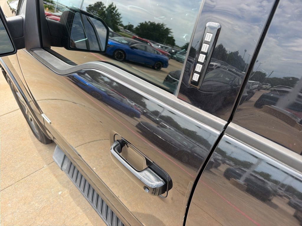 Used 2015 Ford F150 XLT w/ Equipment Group 302A Luxury RWD image 13