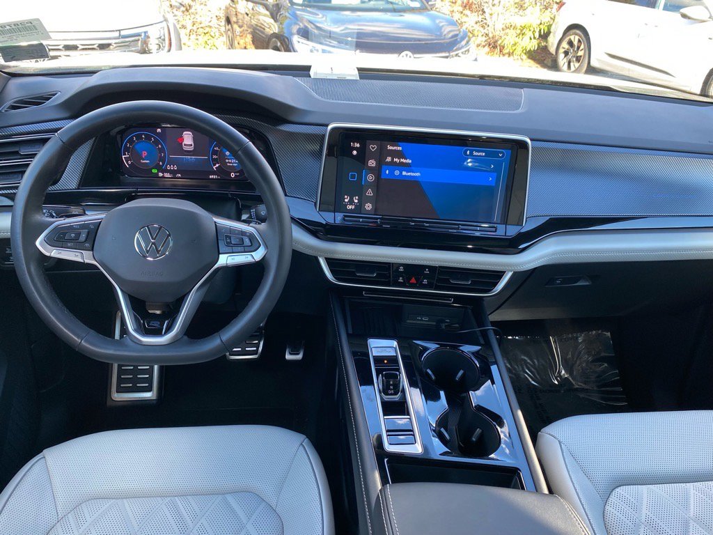 Certified 2025 Volkswagen Atlas Cross Sport SEL Premium R-Line image 10