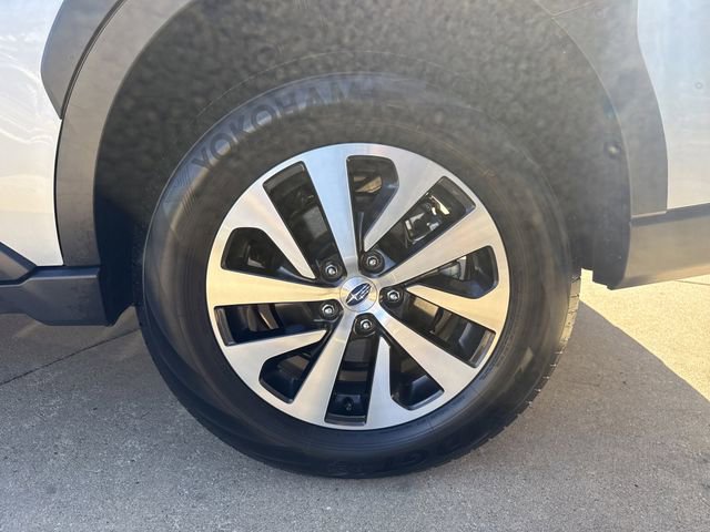 Certified 2025 Subaru Outback Premium image 21