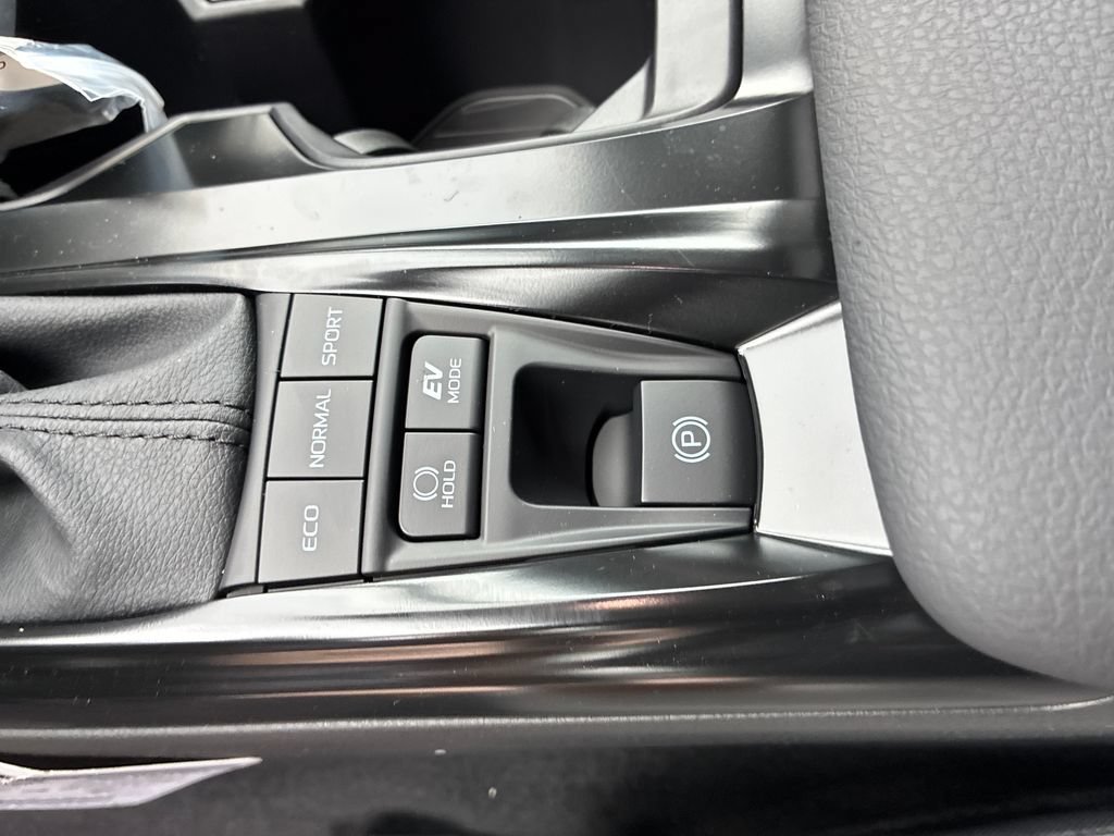 New 2026 Toyota Camry SE FWD image 38