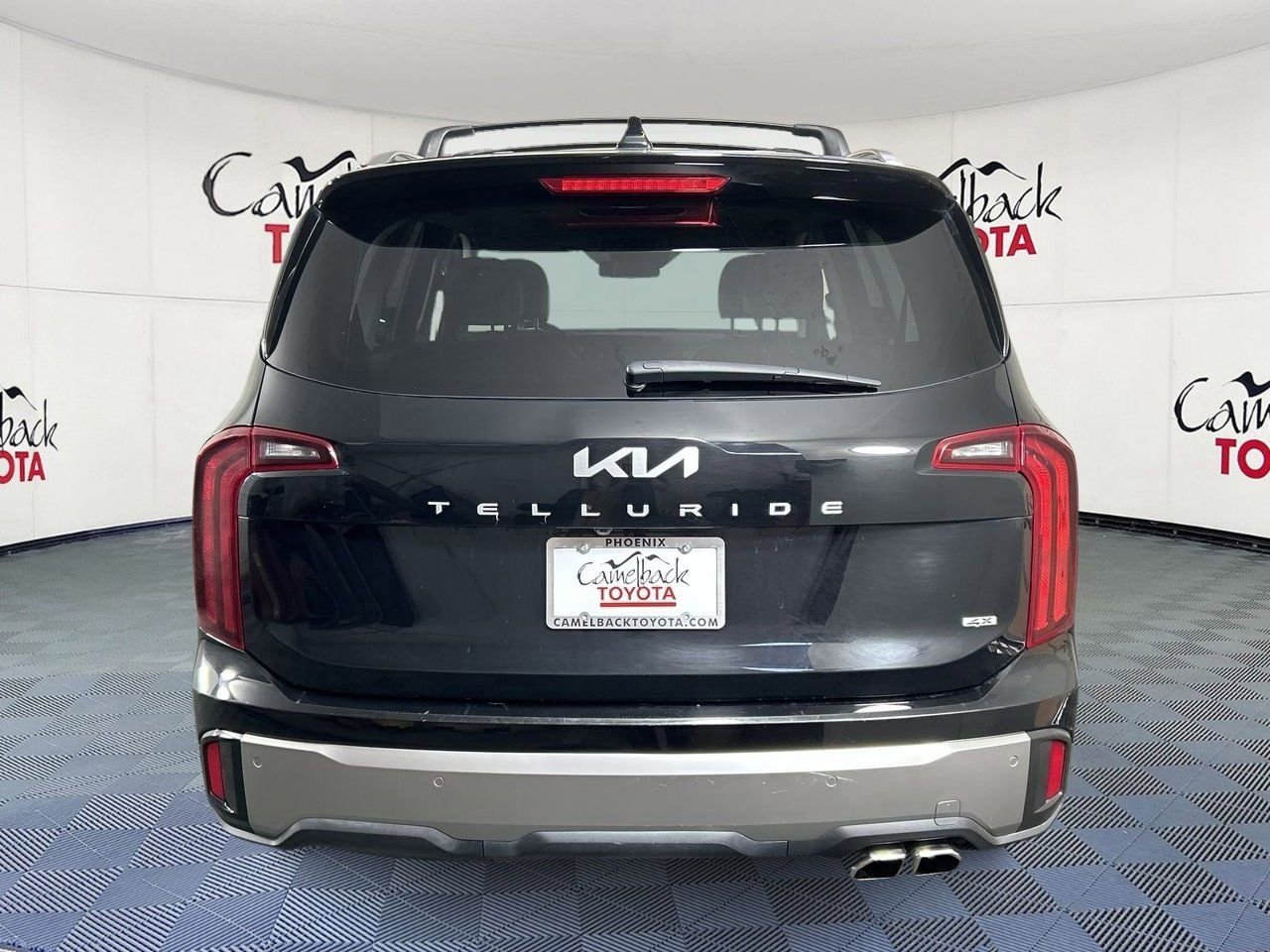 Used 2025 Kia Telluride S AWD/4WD image 7