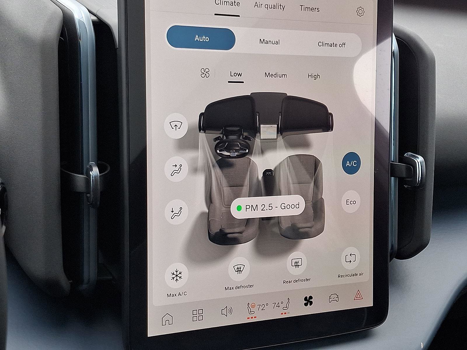 Certified 2025 Volvo EX30 Ultra w/ Protection Package Premier image 17