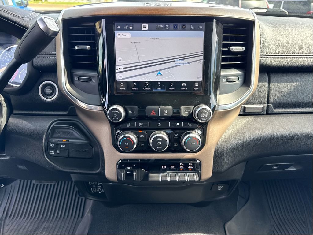 Used 2022 RAM 3500 Laramie AWD/4WD image 19