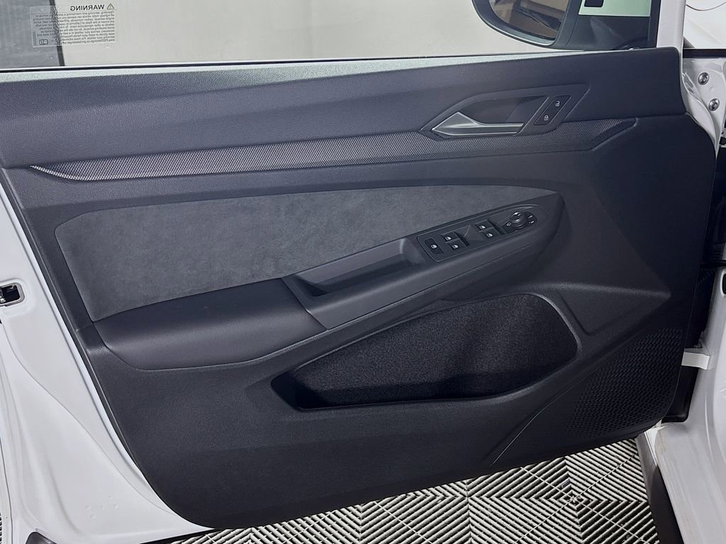 New 2025 Volkswagen GTI SE FWD image 10