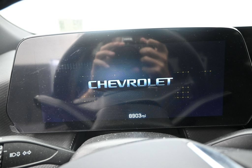Used 2025 Chevrolet Equinox LT FWD image 13