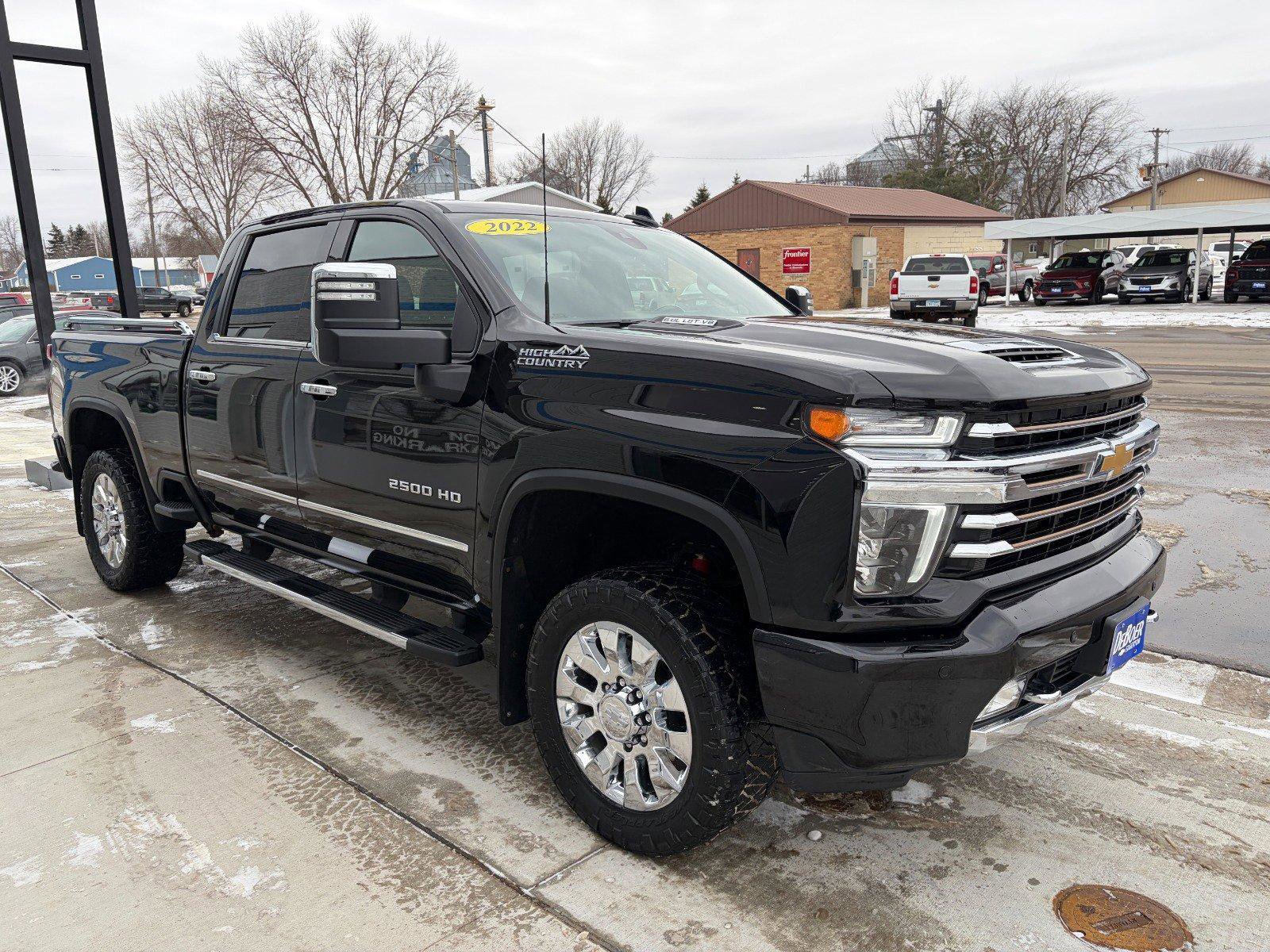 Used 2022 Chevrolet Silverado 2500 High Country w/ Safety Package II image 6