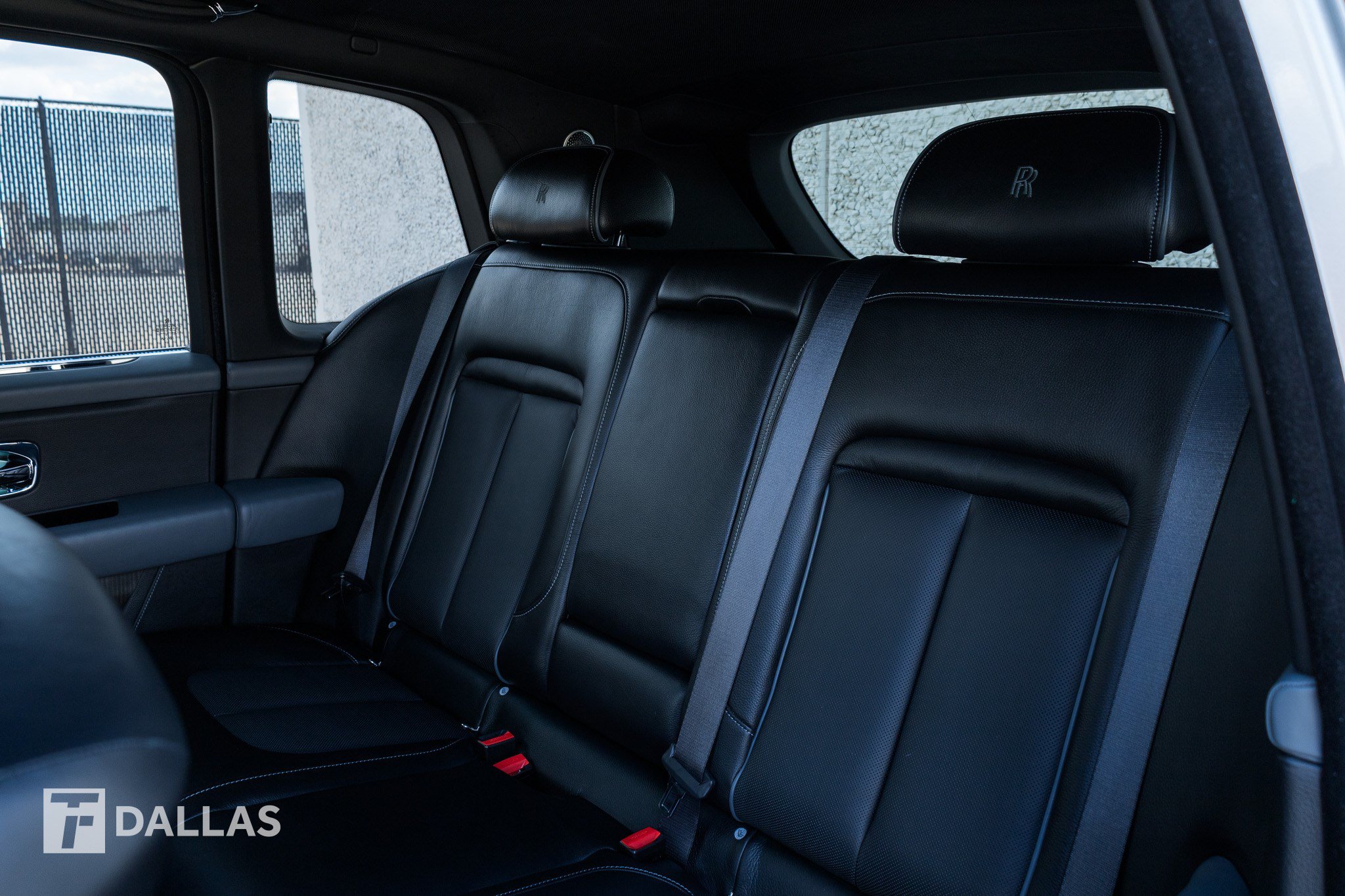 Used 2020 Rolls-Royce Cullinan AWD/4WD image 31