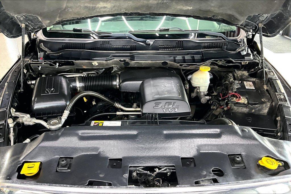 Used 2017 RAM 1500 ST w/ SXT Appearance Group AWD/4WD image 26