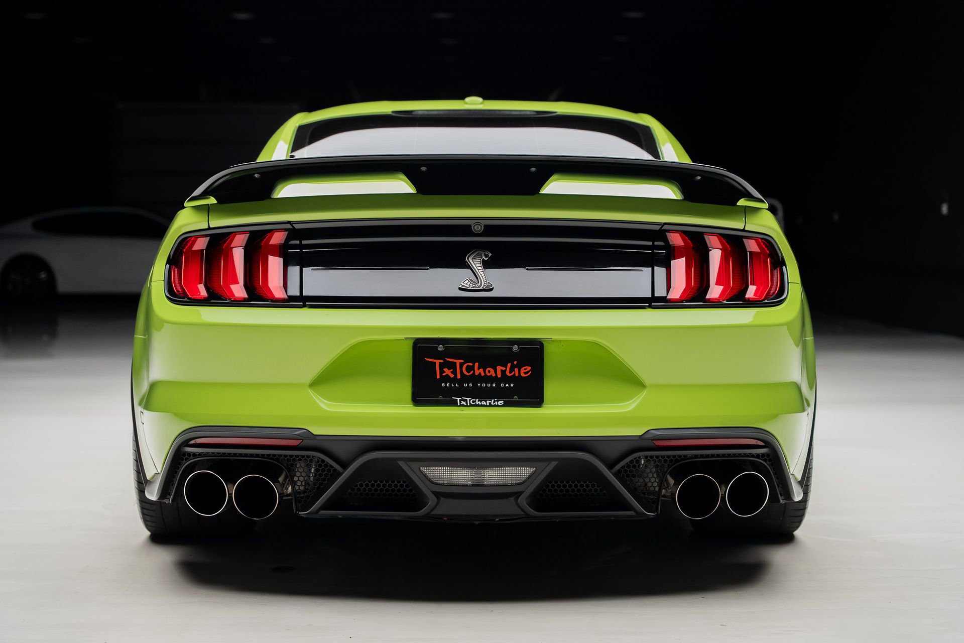 Used 2020 Ford Mustang Shelby GT500 w/ Technology Package image 30