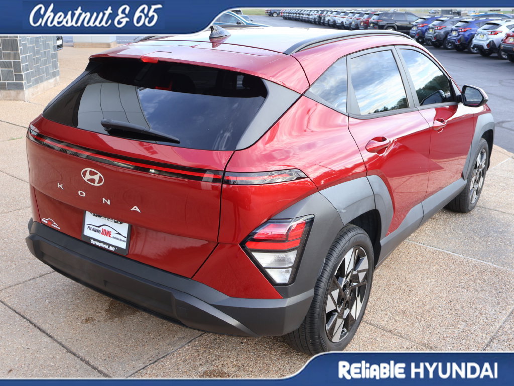 Used 2024 Hyundai Kona SEL w/ Convenience Package FWD image 6