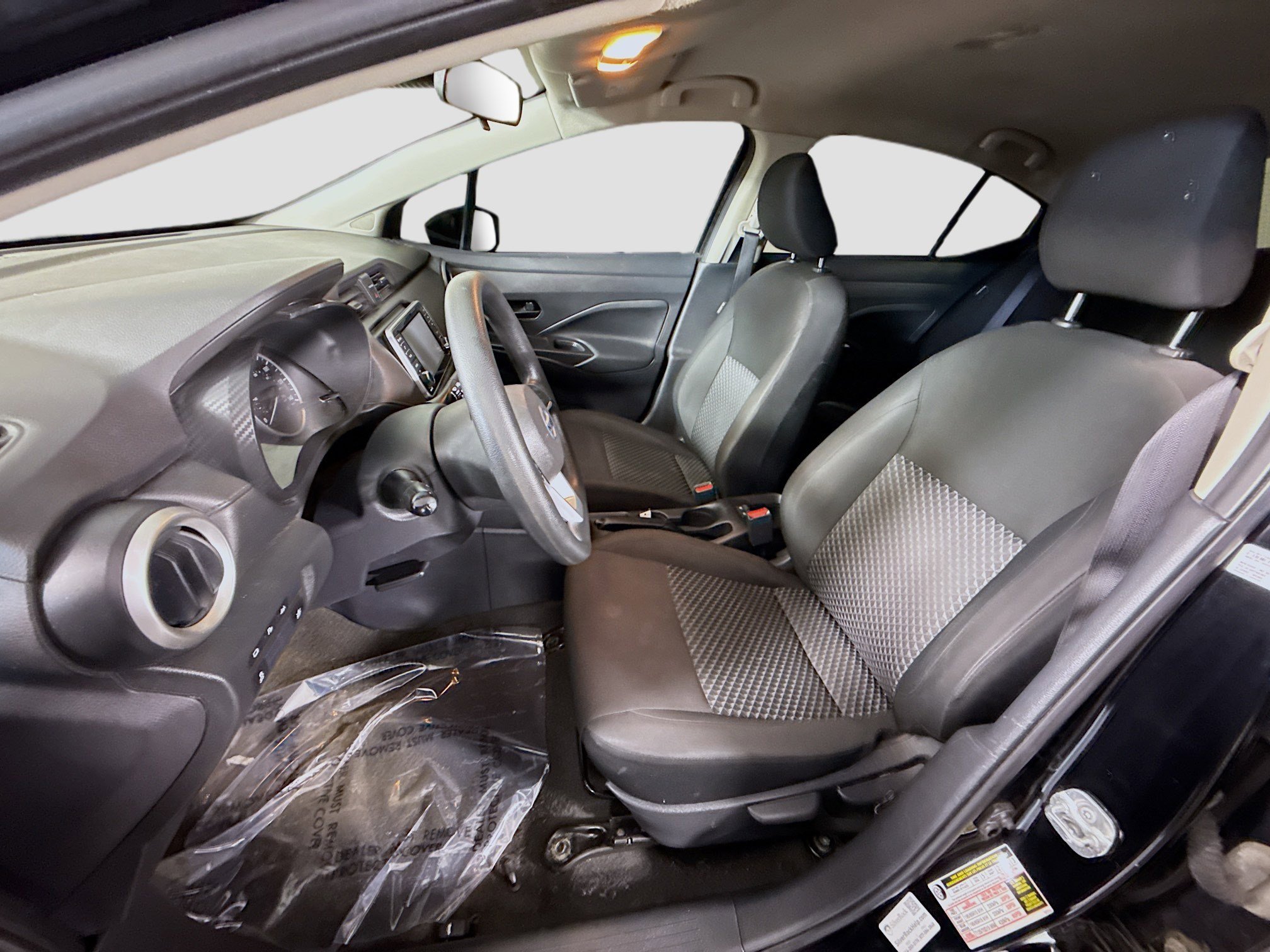 Used 2021 Nissan Versa S FWD image 22