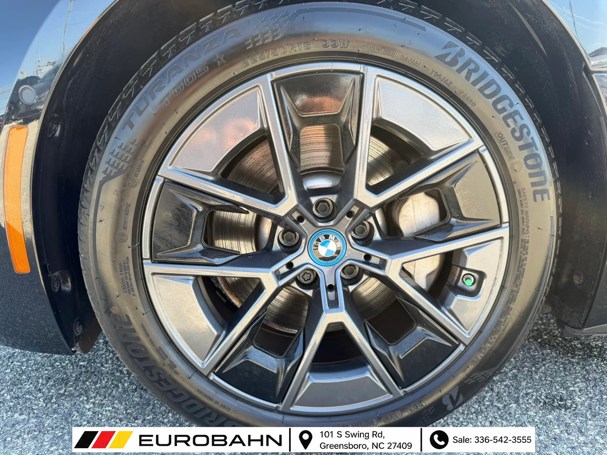 Used 2023 BMW i4 eDrive40 w/ Premium Package RWD image 28