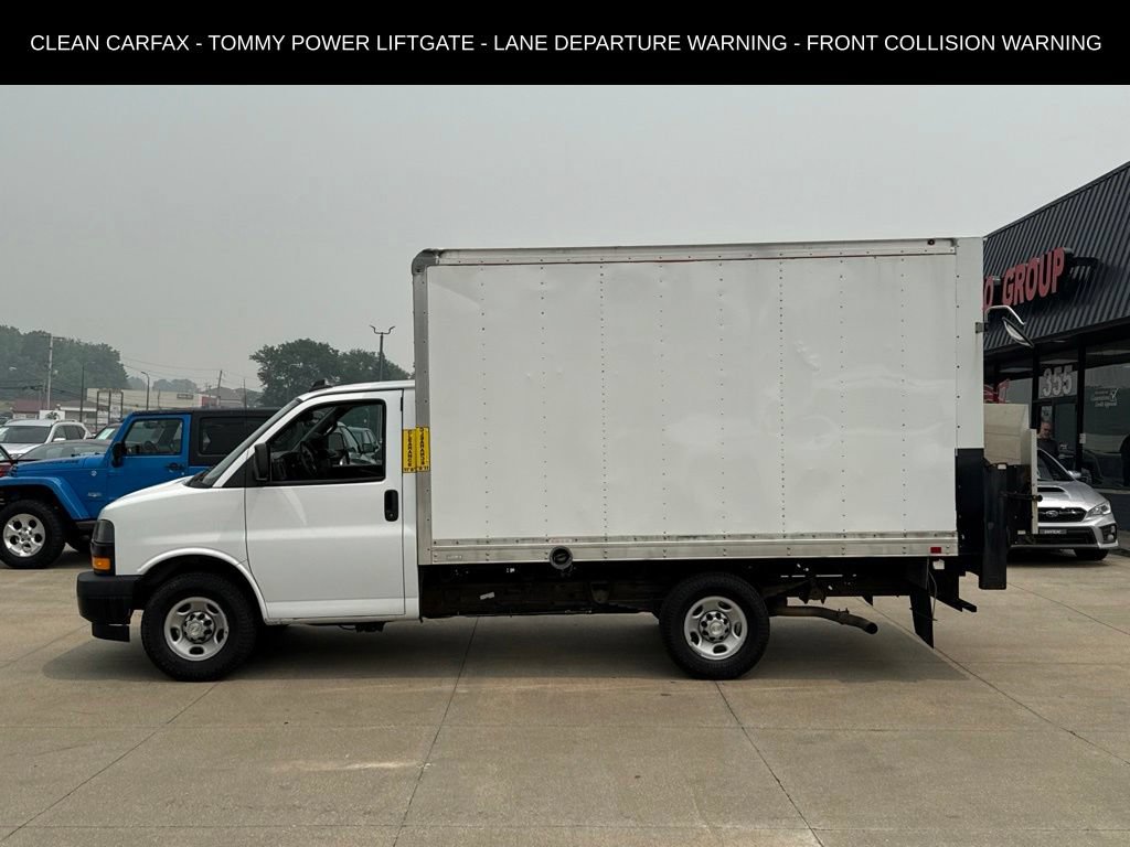 Used 2021 Chevrolet Express 3500 RWD image 3
