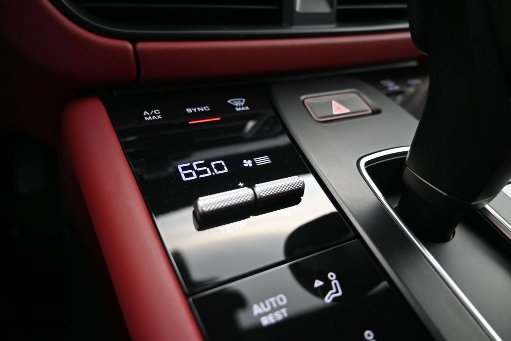Certified 2024 Porsche Macan GTS AWD/4WD image 19