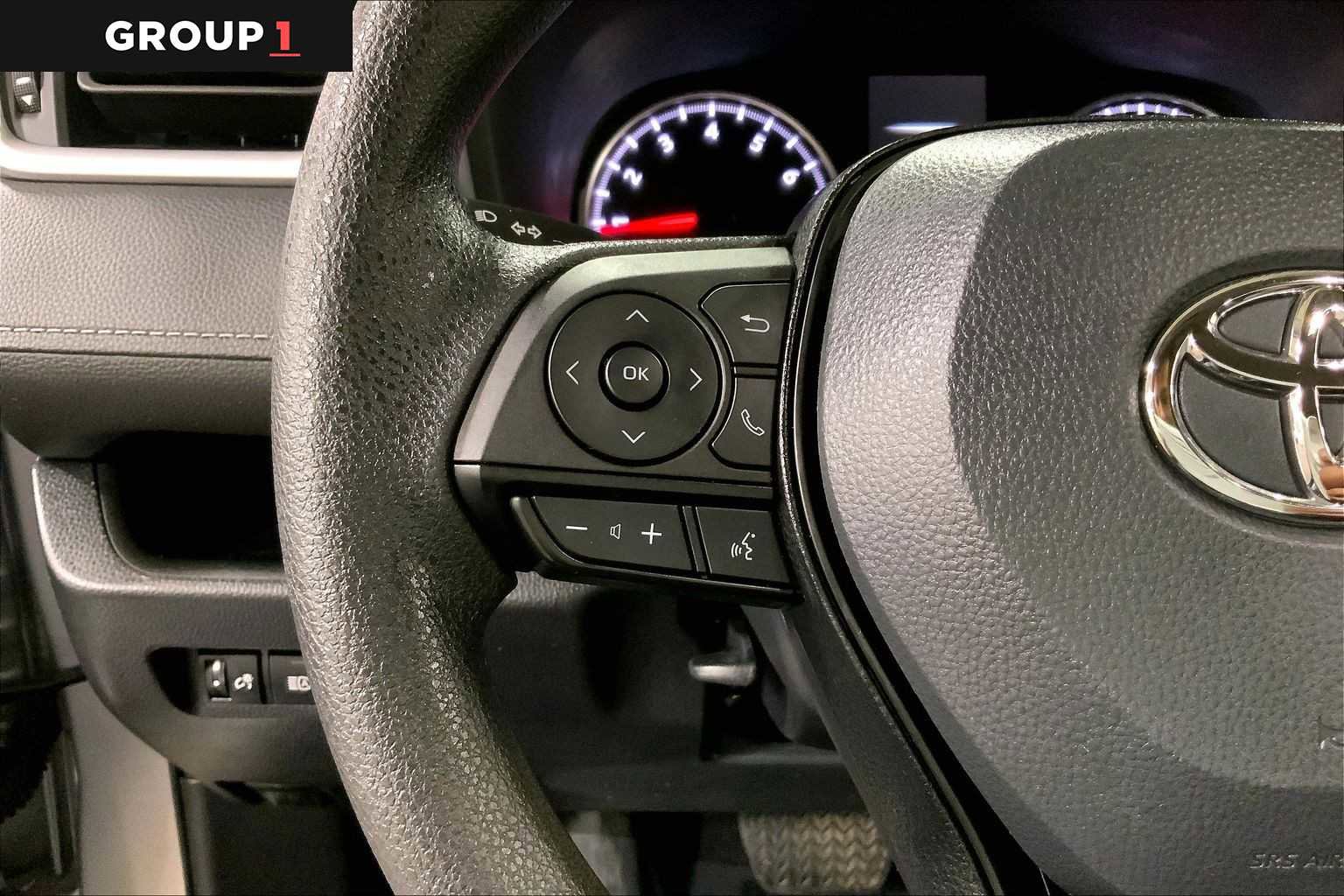 Used 2022 Toyota RAV4 LE image 23