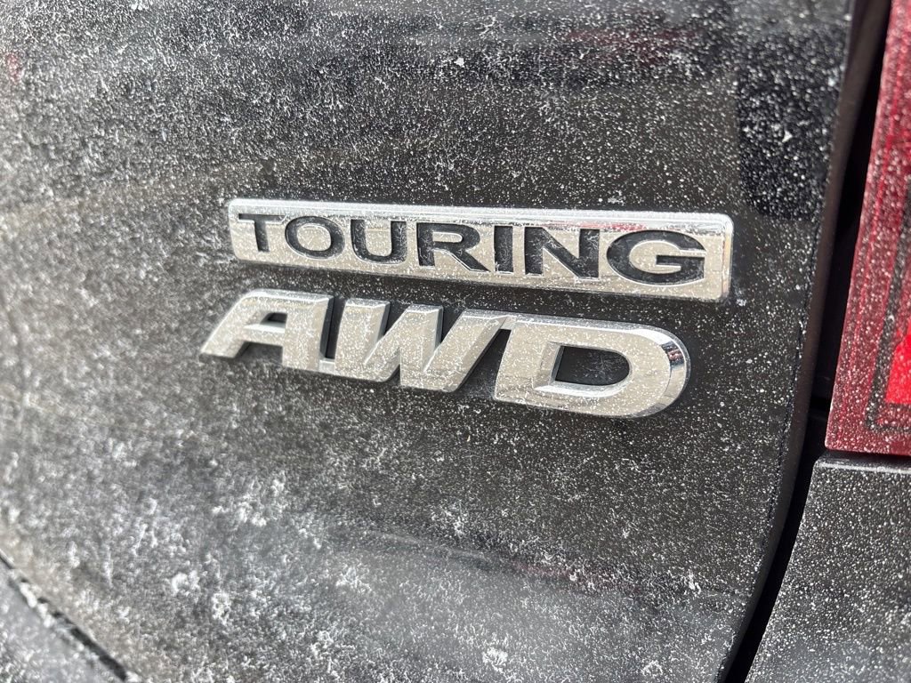 Used 2017 Honda Pilot Touring image 4