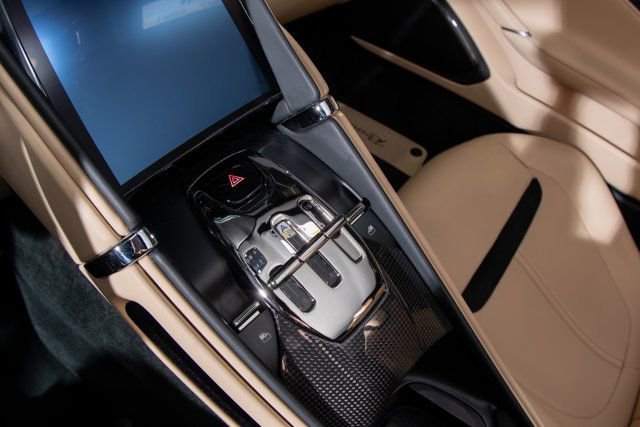 Used 2021 Ferrari Roma image 17