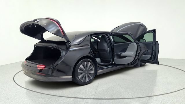 Used 2024 Lucid Air Pure RWD image 18