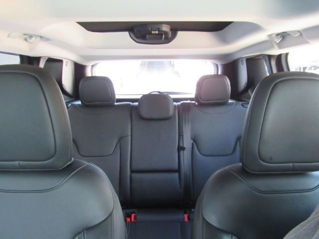 Used 2019 Jeep Renegade Limited image 34