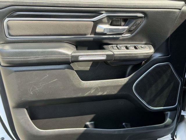 Used 2023 RAM 1500 Laramie AWD/4WD image 18