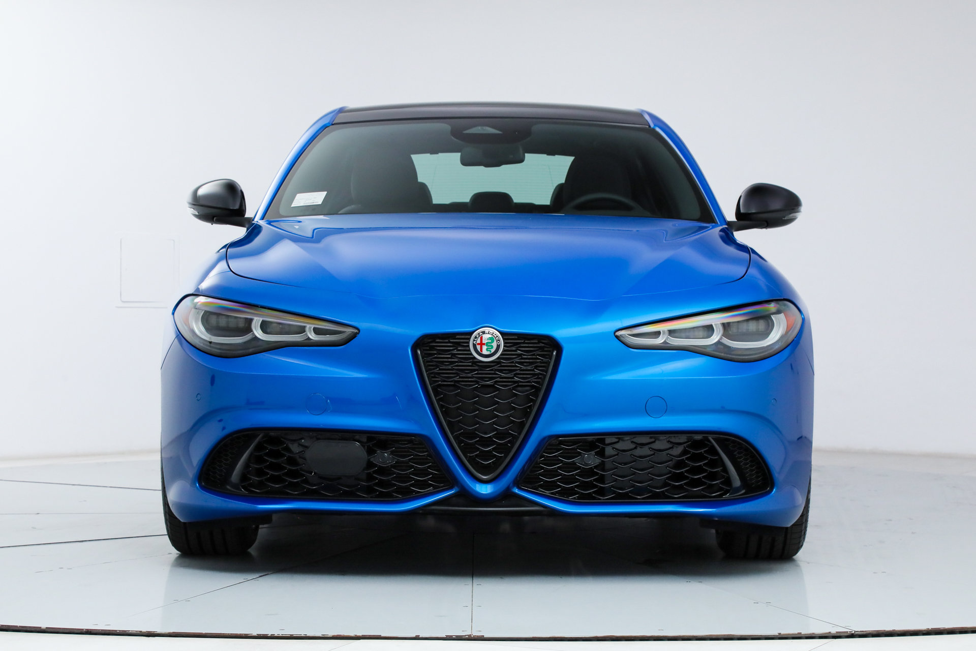 New 2026 Alfa Romeo Giulia w/ Driving Assist Package RWD image 8