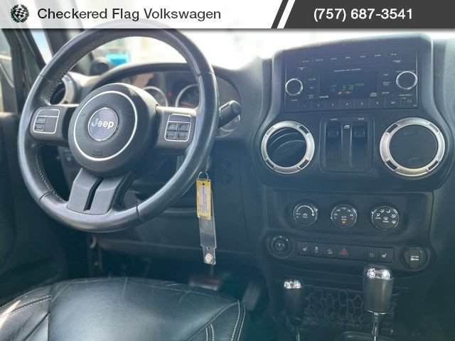 Used 2014 Jeep Wrangler Rubicon w/ Power Convenience Group AWD/4WD image 25
