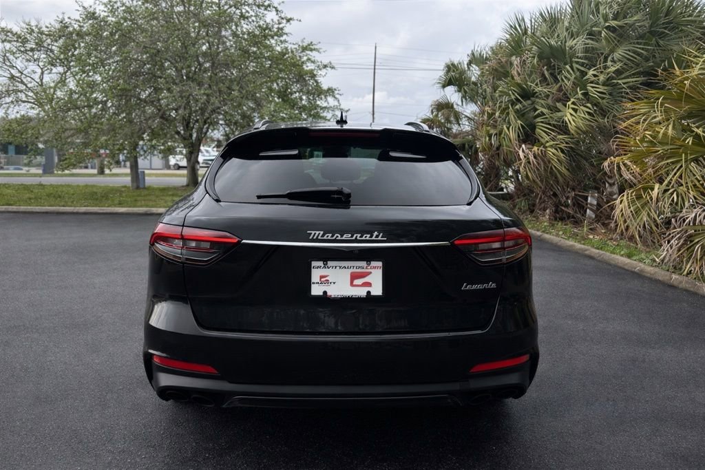 Used 2023 Maserati Levante Modena image 5