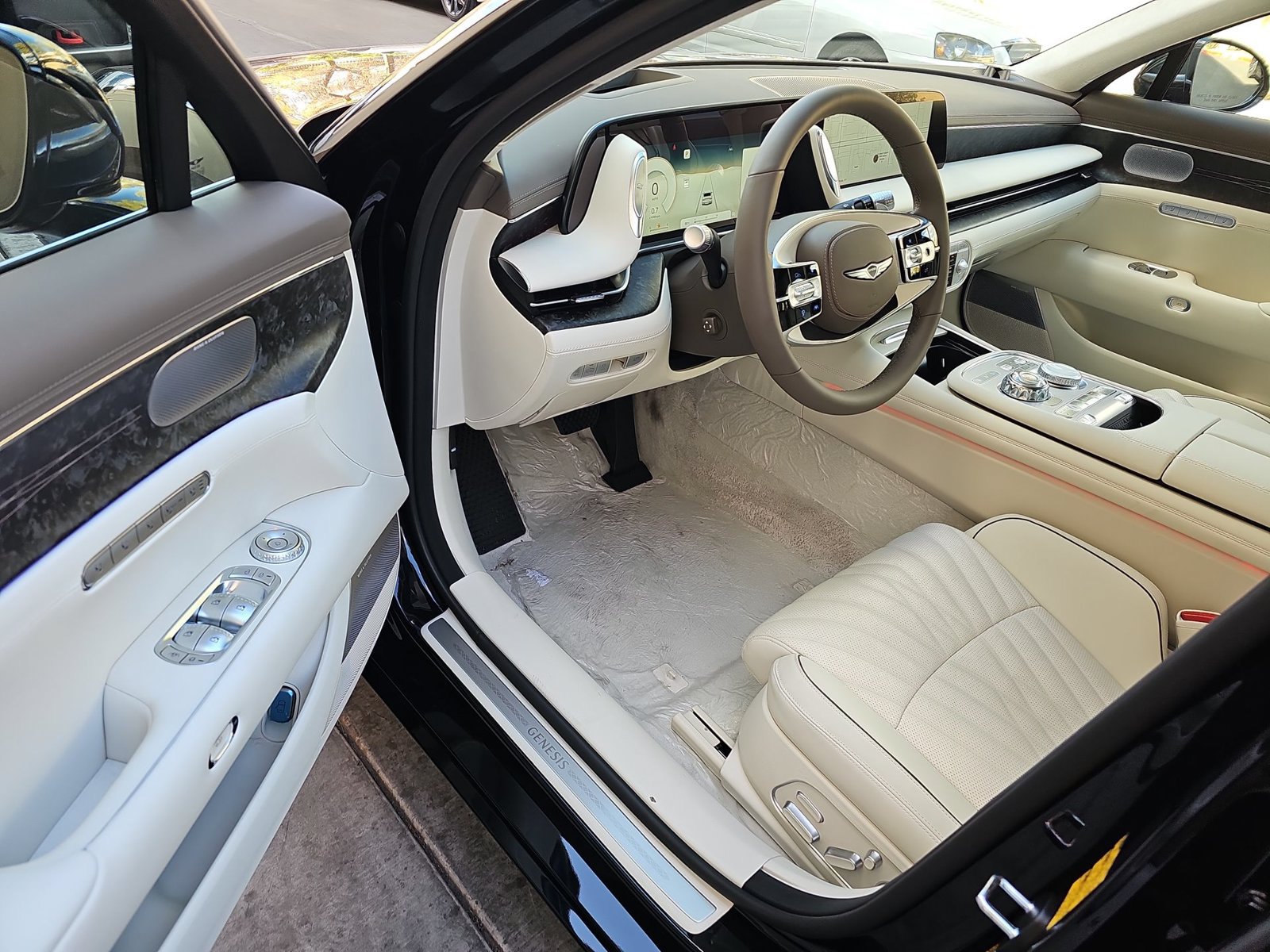 Certified 2026 Genesis G90 3.5T AWD/4WD image 10