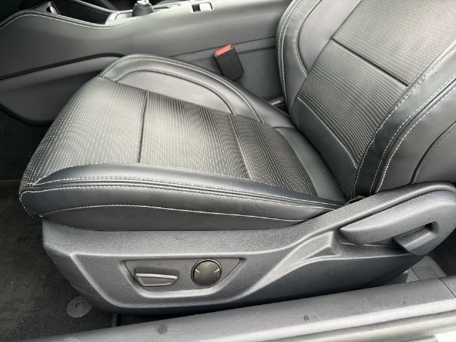 Used 2025 Ford Mustang GT Premium RWD image 12