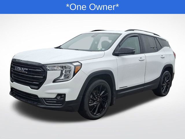 Used 2023 GMC Terrain SLT w/ Elevation Edition image 3