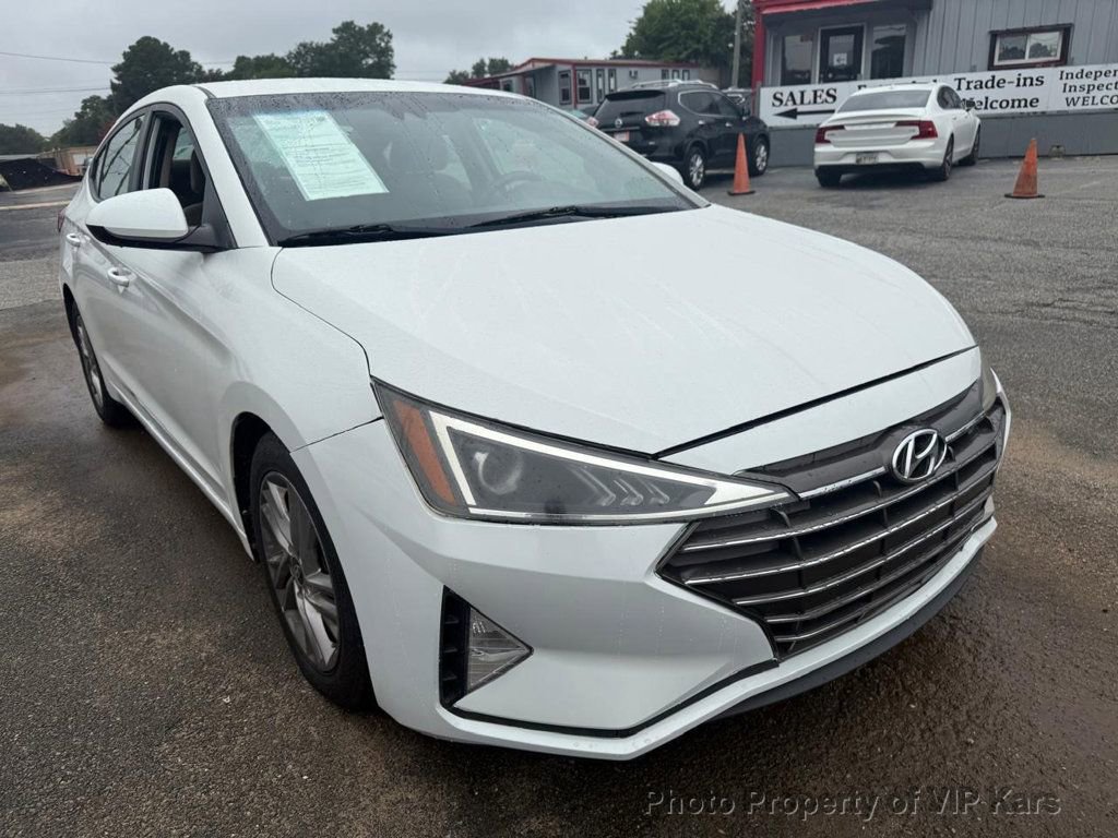 Used 2019 Hyundai Elantra SEL image 2