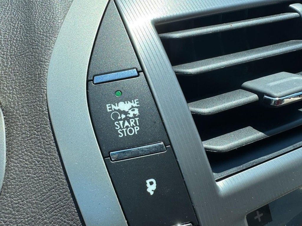 Used 2017 Lincoln MKZ Select w/ Technology Package FWD image 22
