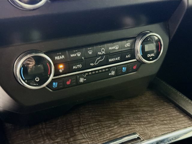 Used 2020 Ford Expedition Max Limited AWD/4WD image 18