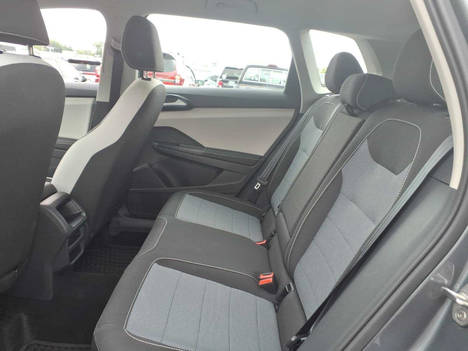 Certified 2025 Volkswagen Taos S AWD/4WD image 16