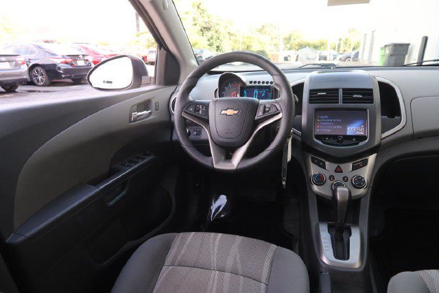 Used 2015 Chevrolet Sonic LT w/ Fun and Sun Package FWD image 19