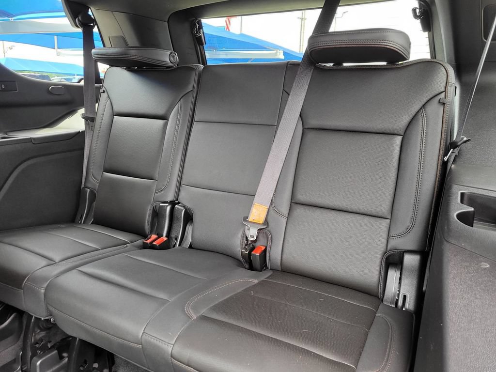 Used 2023 Chevrolet Tahoe High Country AWD/4WD image 4